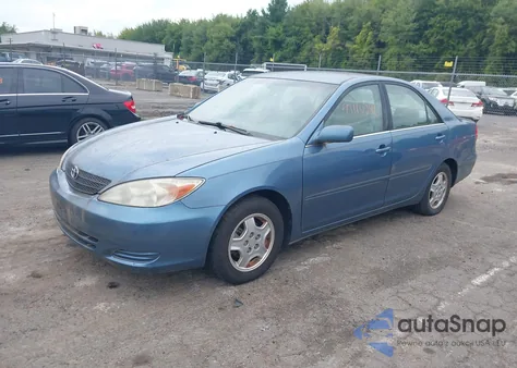 2002 Toyota Camry Le/Xle/Se из США, поврежденный, VIN 4T1BF32K52U540328